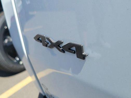 Bright White Clearcoat 2026 Jeep Cherokee Limited