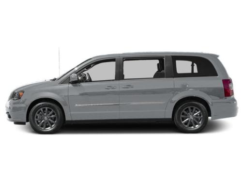 2015 Chrysler Town & Country S
