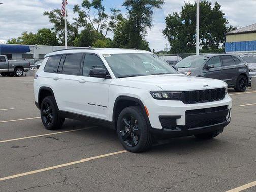2025 Jeep Grand Cherokee L Altitude