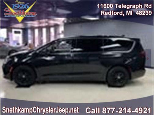 2023 Chrysler Pacifica Touring L