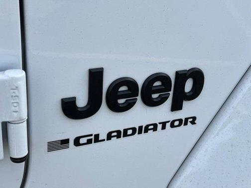 2025 Jeep Gladiator Sport S