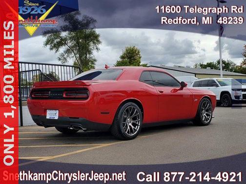 2016 Dodge Challenger SRT 392