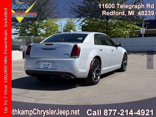 2023 Chrysler 300 S