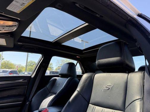 2023 Chrysler 300 S