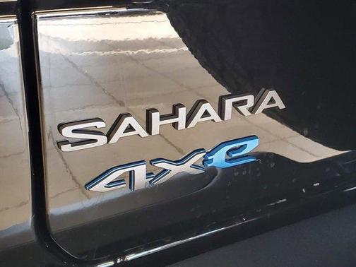 2025 Jeep Wrangler 4xe Base