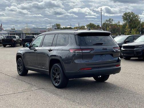 2025 Jeep Grand Cherokee L Altitude