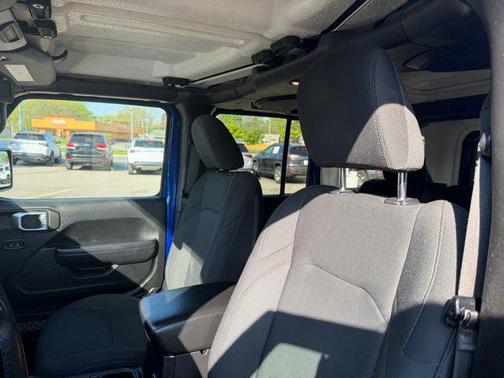 Ocean Blue Metallic Clearcoat 2019 Jeep Wrangler Unlimited Sport