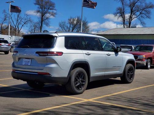 2021 Jeep Grand Cherokee L Laredo