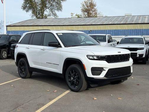2025 Jeep Grand Cherokee Altitude