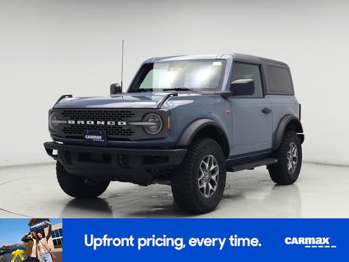 Blue 2022 Ford Bronco Badlands