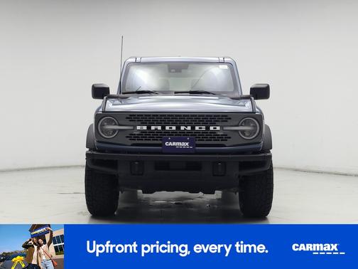 Blue 2022 Ford Bronco Badlands