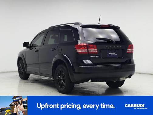 Black 2020 Dodge Journey SE