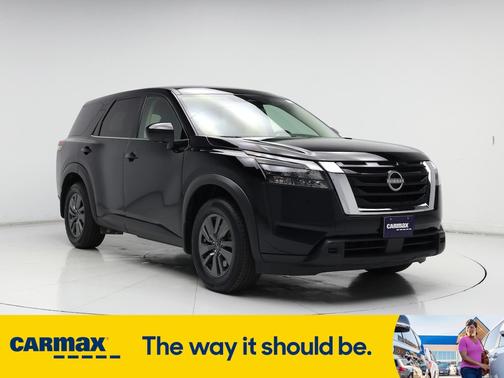2024 Nissan Pathfinder S