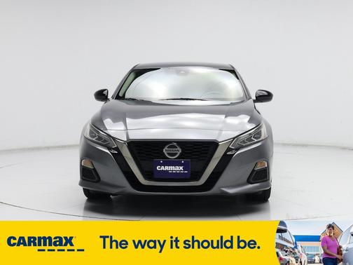 2021 Nissan Altima SR
