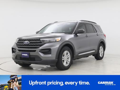 Gray 2022 Ford Explorer XLT