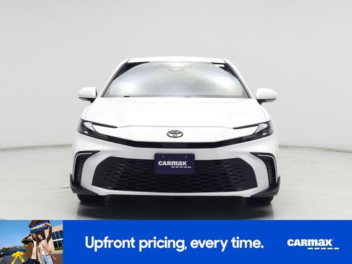 White 2025 Toyota Camry SE