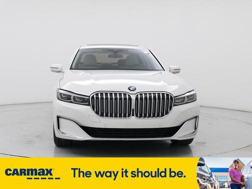 2022 BMW 740 I