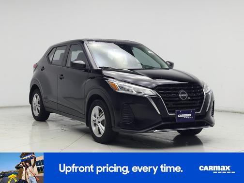 Black 2023 Nissan Kicks S