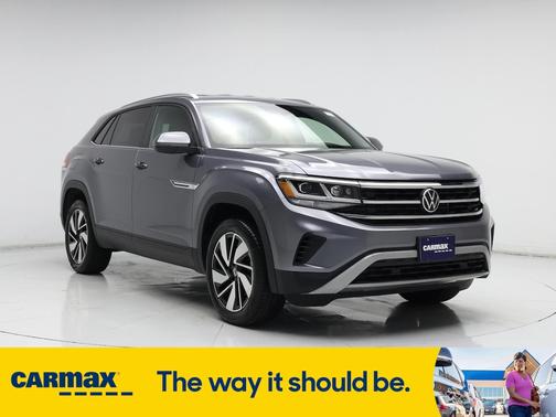 2023 Volkswagen Atlas Cross Sport SE w/Tech