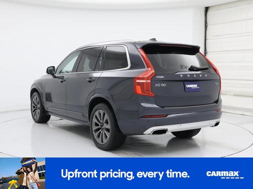 2021 Volvo XC90 T6 Momentum