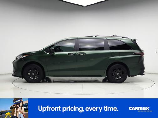 2025 Toyota Sienna Woodland Edition