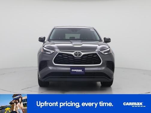 Gray 2023 Toyota Highlander L