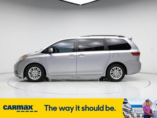 2017 Toyota Sienna XLE Premium