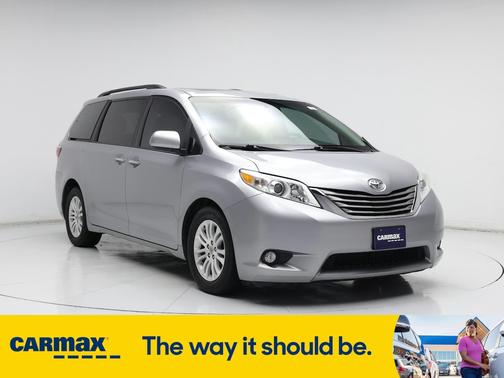 2017 Toyota Sienna XLE Premium