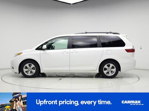 2016 Toyota Sienna LE