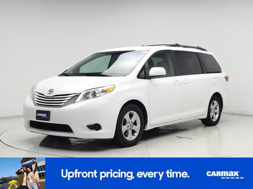 2016 Toyota Sienna LE