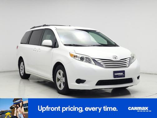 2016 Toyota Sienna LE