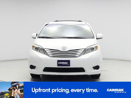 2016 Toyota Sienna LE