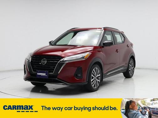 2021 Nissan Kicks SR