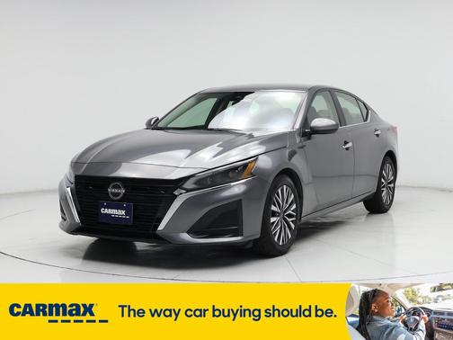 2023 Nissan Altima SV