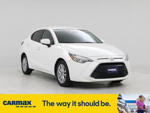 2017 Toyota Yaris iA