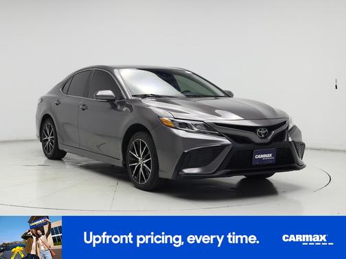 Gray 2024 Toyota Camry SE