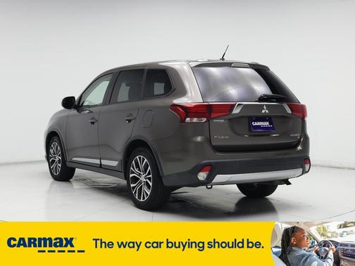 2016 Mitsubishi Outlander SE
