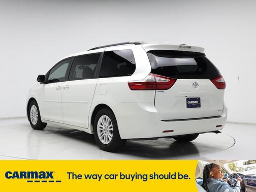 2016 Toyota Sienna XLE