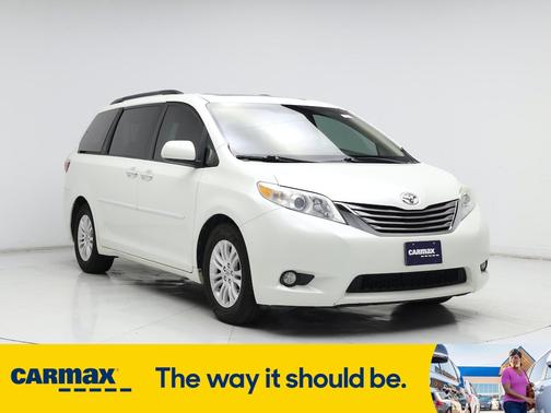 2016 Toyota Sienna XLE
