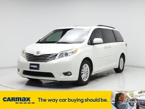 2016 Toyota Sienna XLE