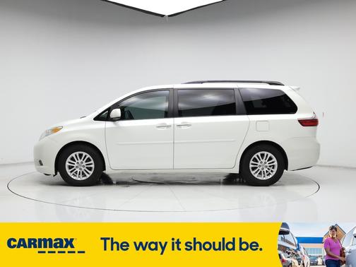 2016 Toyota Sienna XLE