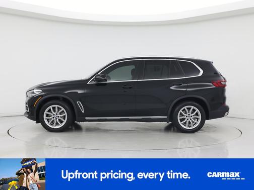 Black 2022 BMW X5 sDrive40i
