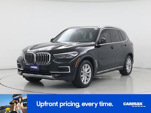 Black 2022 BMW X5 sDrive40i