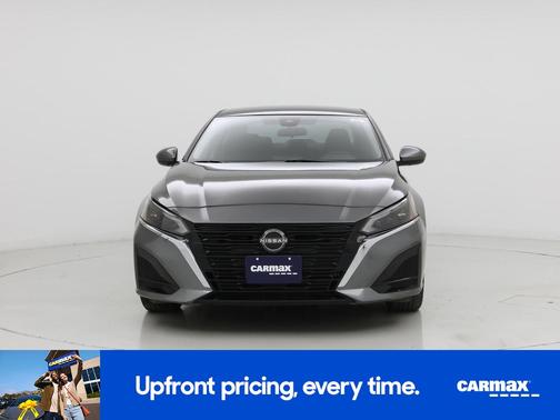 Gray 2023 Nissan Altima SV