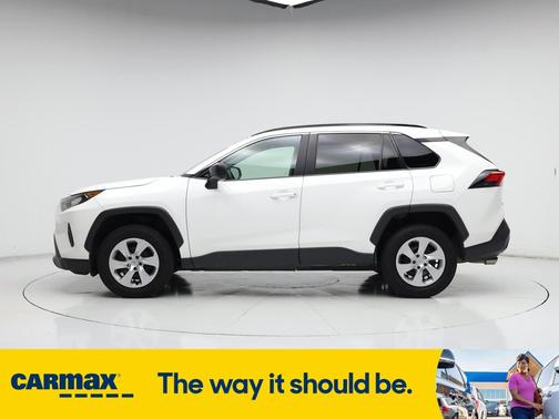 2020 Toyota RAV4 LE