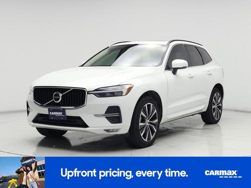 2022 Volvo XC60 B5 Momentum