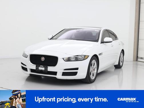 2017 Jaguar XE 