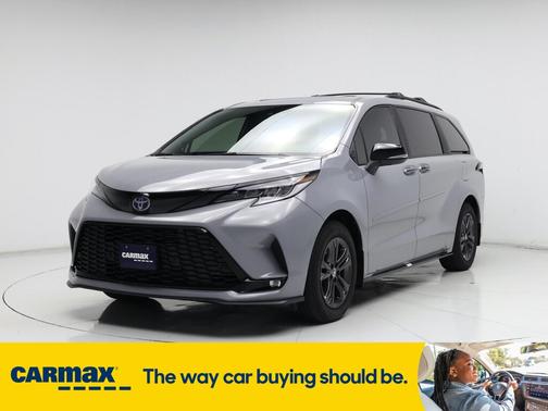 2025 Toyota Sienna XSE