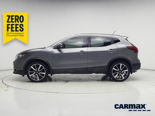 Silver 2018 Nissan Rogue Sport SL