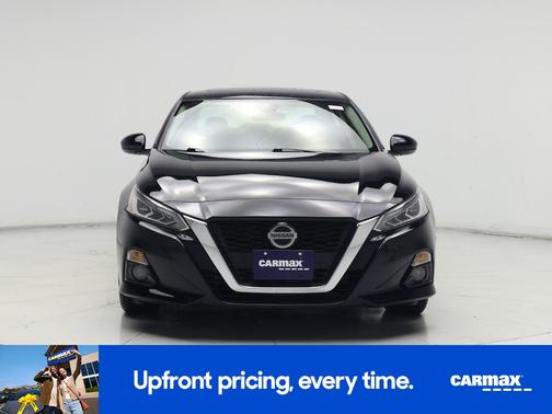 Black 2022 Nissan Altima SL